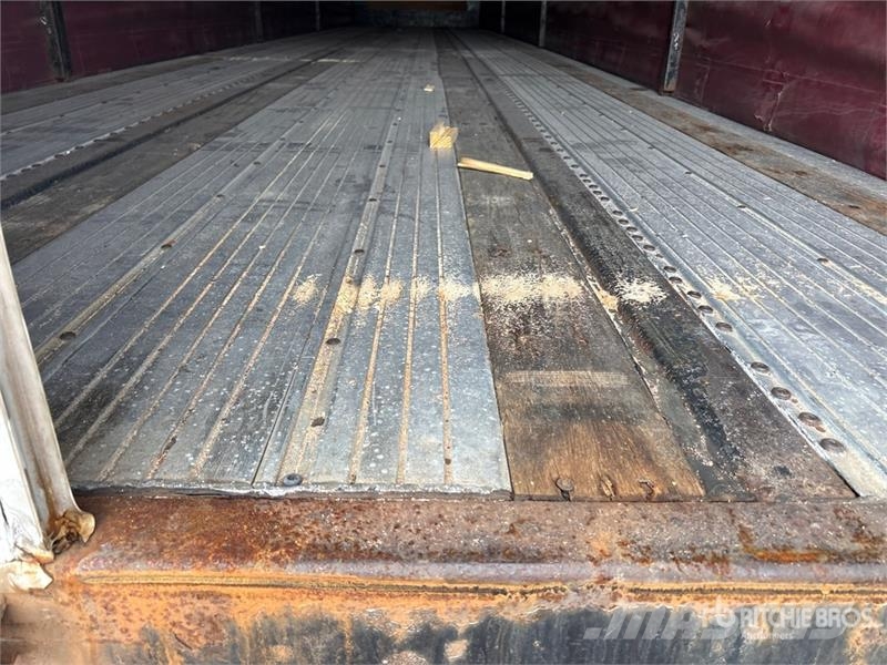  Utilty TS2CHA 50 ft T/A Spread Axle Curtain Side T مقطورات بغطاء جانبي
