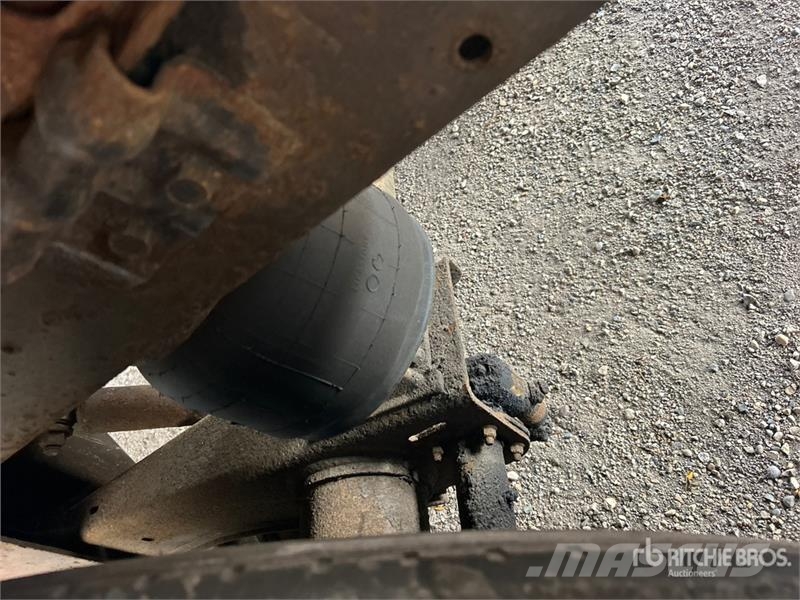  Utilty VS2DX 53 ft x 102 in T/A Van Trailer مقطورات ذات هيكل صندوقي
