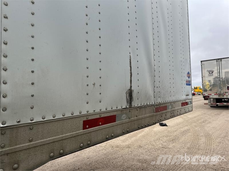 Utilty VS2DX 53 ft x 102 in T/A Van Trailer Furgons