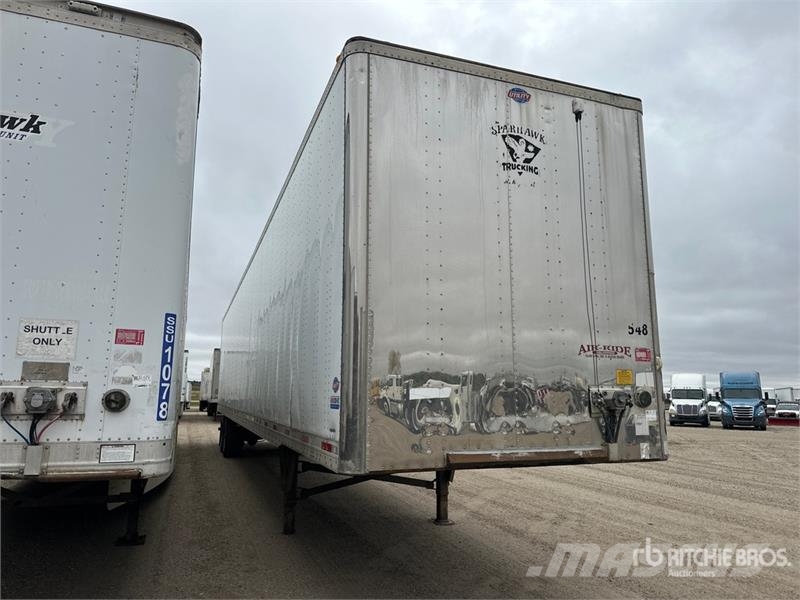 Utilty VS2DX 53 ft x 102 in T/A Van Trailer Furgons