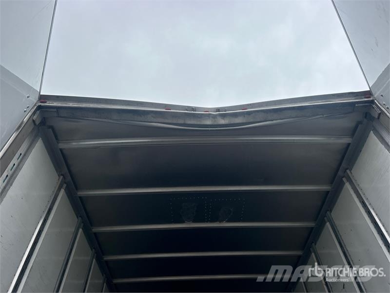 Utilty VS2DX 53 ft x 102 in T/A Van Trailer Furgons