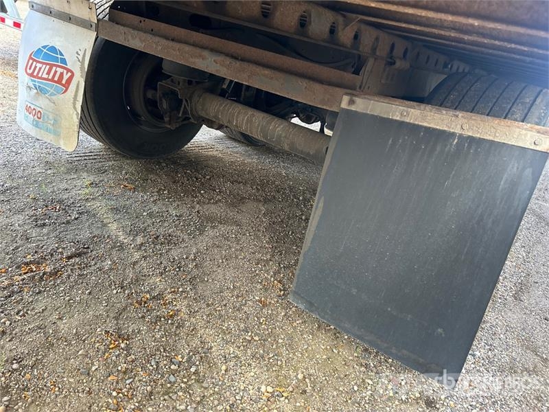Utilty VS2RA 53 ft x 102 in T/A Van Trailer Furgons
