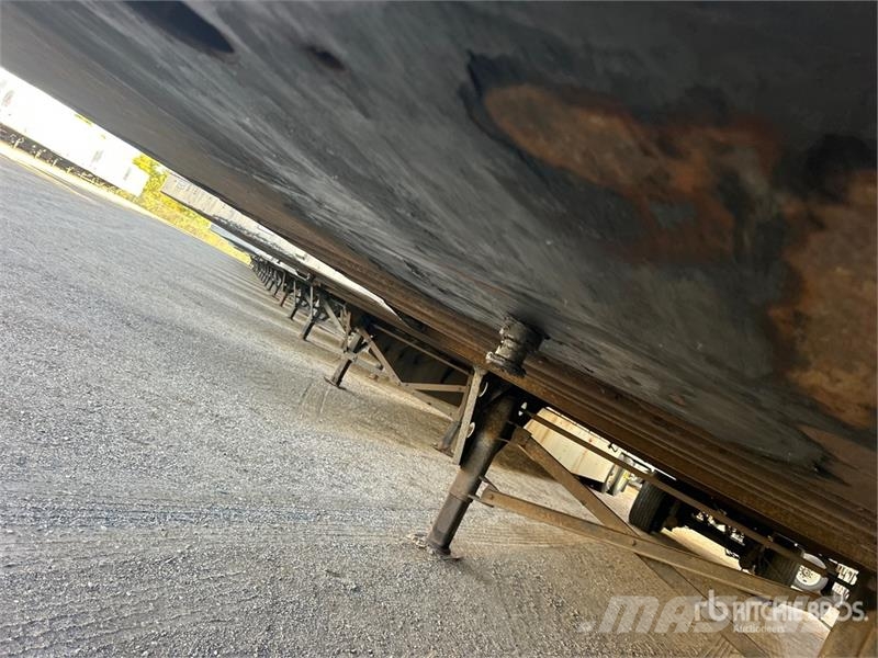 Utilty VS2RA 53 ft x 102 in T/A Van Trailer Furgons