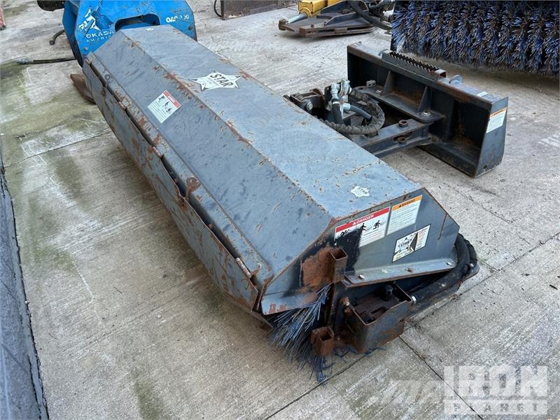  VAB84 84 in 84 In. Angle Skid Steer Broom Щітки