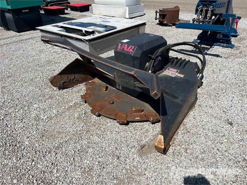 Vail XDI 7900 60 in Skid Steer Mulcher Metsä murskaimet
