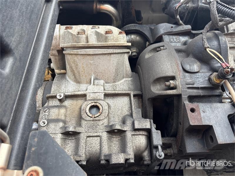 Vanguard 1RBR5305 Poluprikolice hladnjače