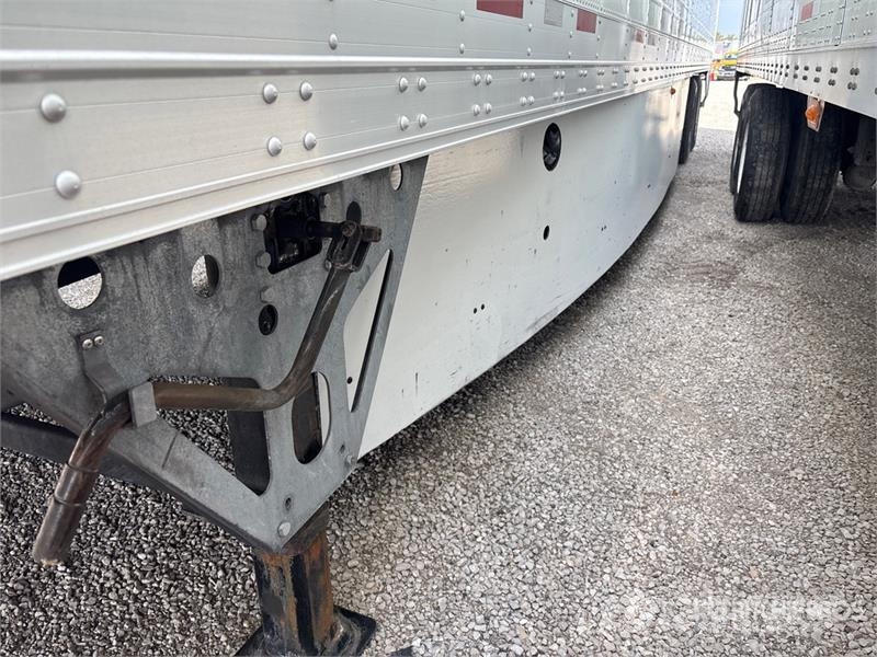Vanguard 1RBR5305 Poluprikolice hladnjače