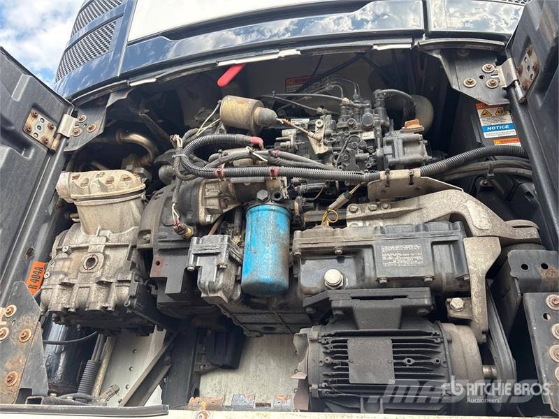 Vanguard 1RBR5305 Poluprikolice hladnjače
