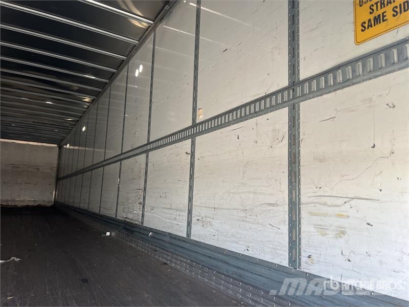 Vanguard 53 ft T/A Van Trailer ボックスボディートレーラー