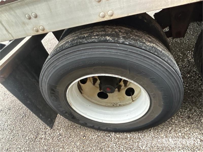 Vanguard 53 ft x 102 in T/A Van Trailer Прицепы-фургоны