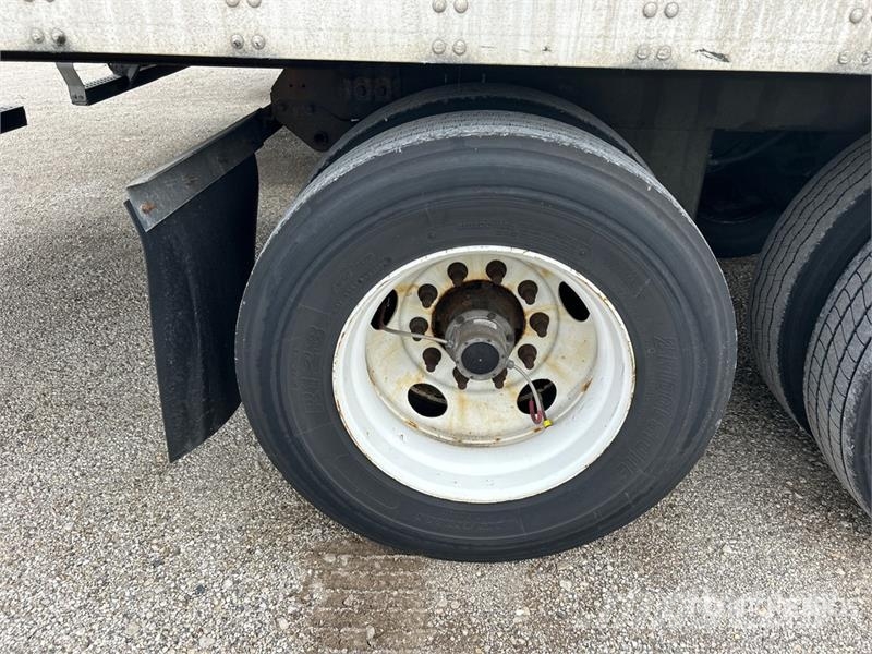 Vanguard 53 ft x 102 in T/A Van Trailer Furgons