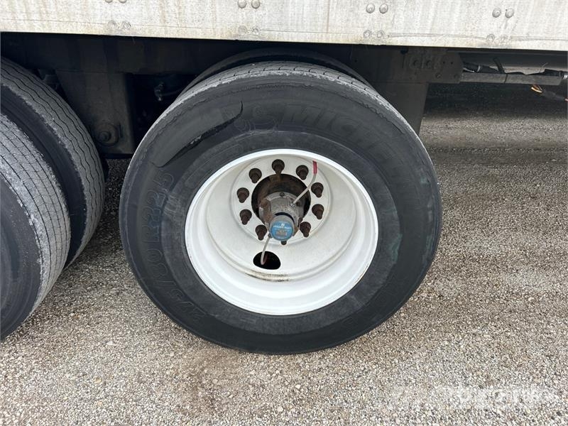 Vanguard 53 ft x 102 in T/A Van Trailer Furgons