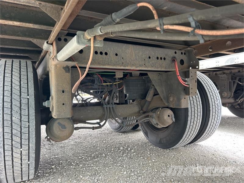 Vanguard 53 ft x 102 in T/A Van Trailer Skappåbygg