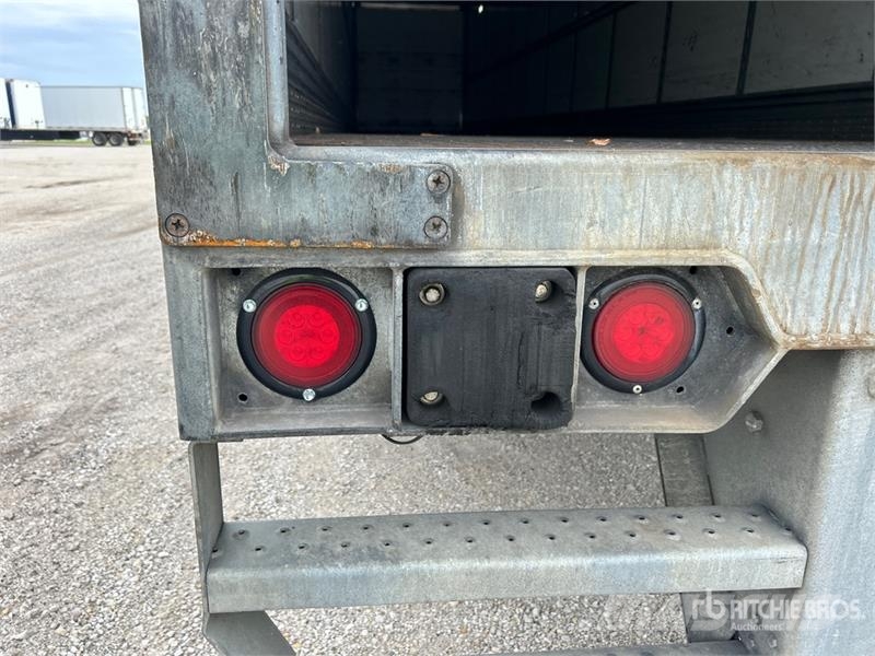 Vanguard 53 ft x 102 in T/A Van Trailer Furgons