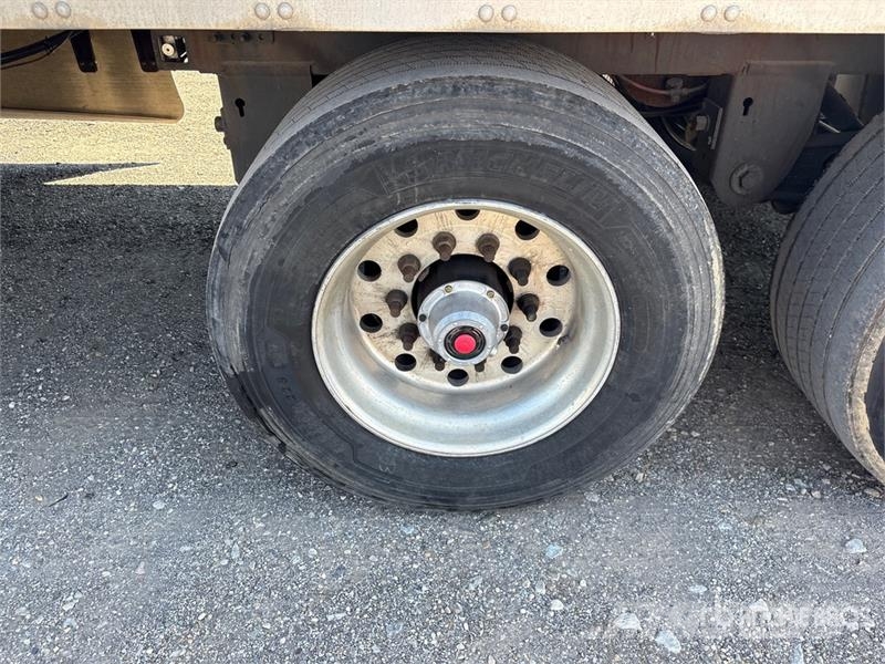Vanguard 53 ft x 96 in T/A Van Trailer Furgons