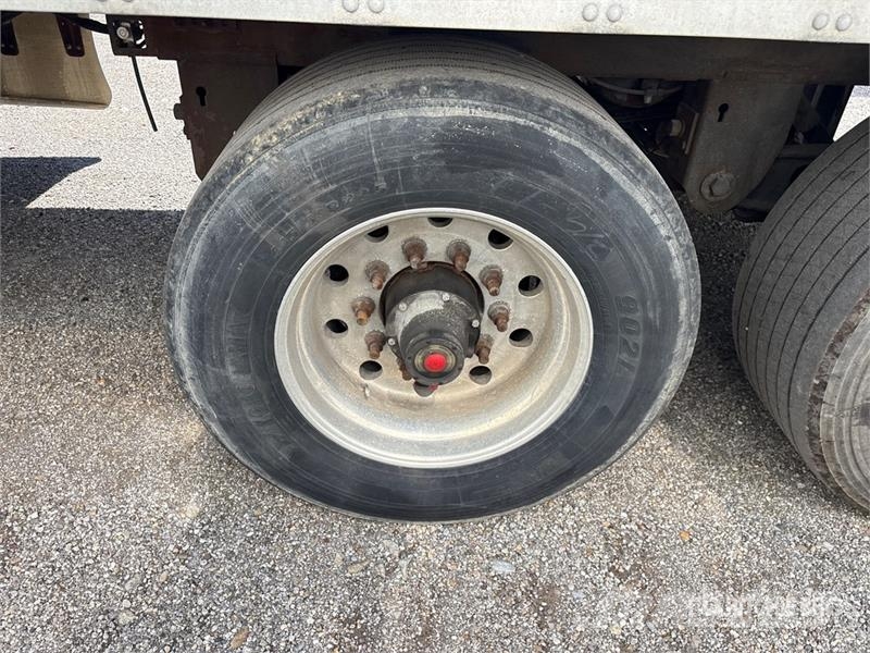 Vanguard 53 ft x 96 in T/A Van Trailer Furgons