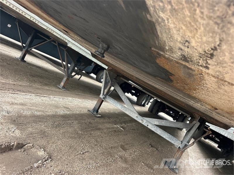 Vanguard MaxCube 53 ft x 102 in T/A Van Trailer 箱體拖車