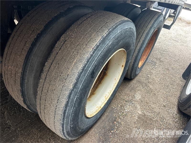 Vanguard MaxCube 53 ft x 102 in T/A Van Trailer 箱體拖車