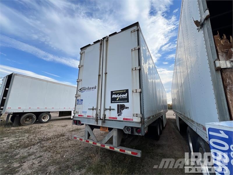 Vanguard MaxCube 53 ft x 102 in T/A Van Trailer Furgons