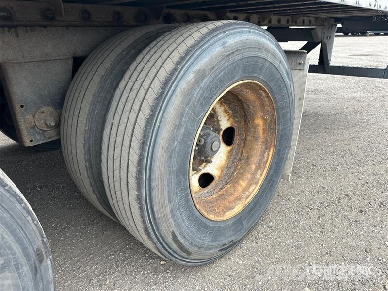 Vanguard MaxCube 53 ft x 102 in T/A Van Trailer 箱體拖車