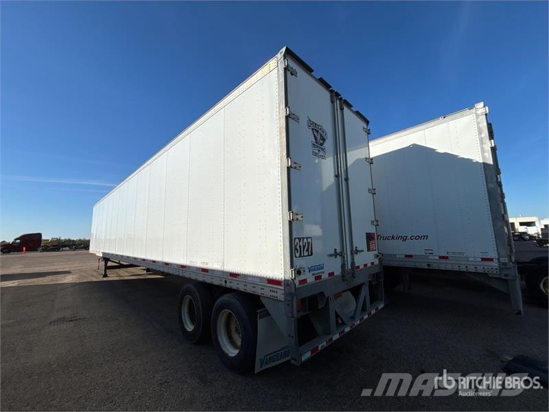 Vanguard MaxCube 53 ft x 102 in T/A Van Trailer Furgons