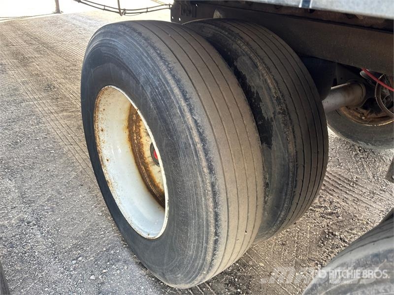 Vanguard MaxCube 53 ft x 102 in T/A Van Trailer Remorque Fourgon