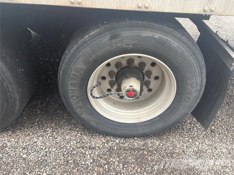 Vanguard MaxCube 53 ft x 96 in T/A Van Trailer Rimorchi cassonati