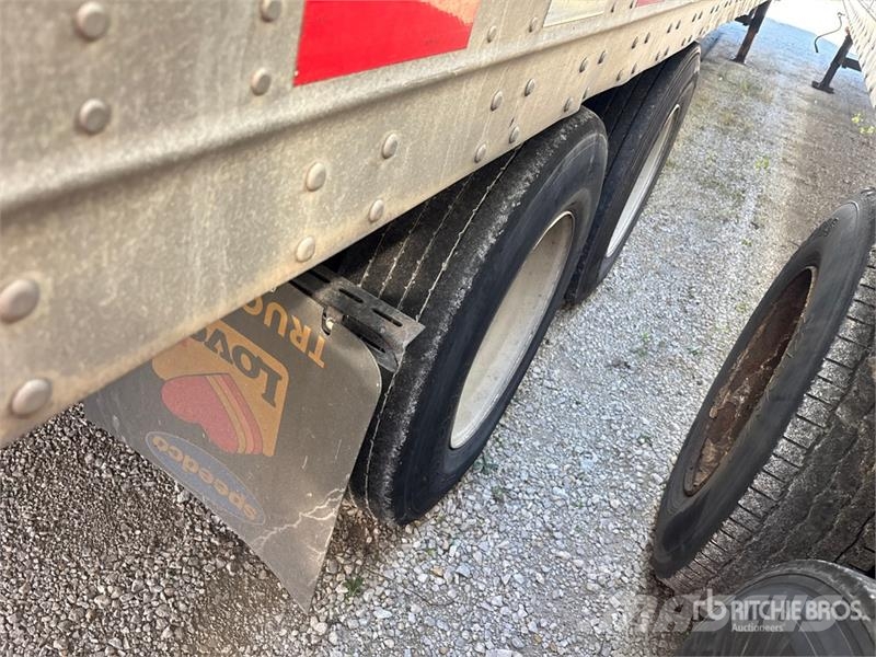 Vanguard MAXCUBE 53 ft x 102 in T/A Van Trailer Dobozos pótkocsik