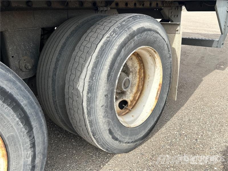 Vanguard MaxCube 53 ft x 102 in T/A Van Trailer 箱體拖車