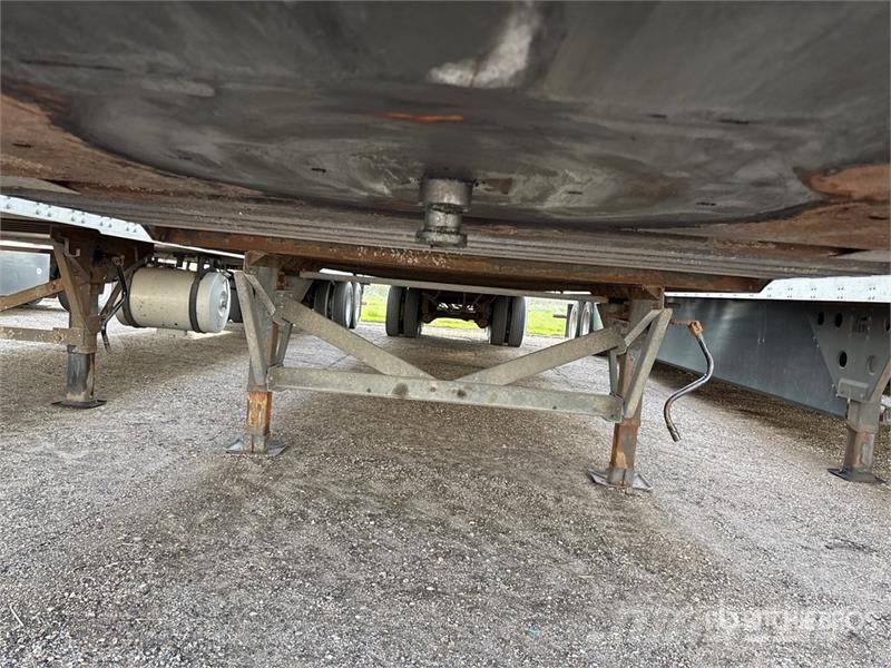 Vanguard MaxCube 53 ft x 102 in T/A Van Trailer مقطورات ذات هيكل صندوقي