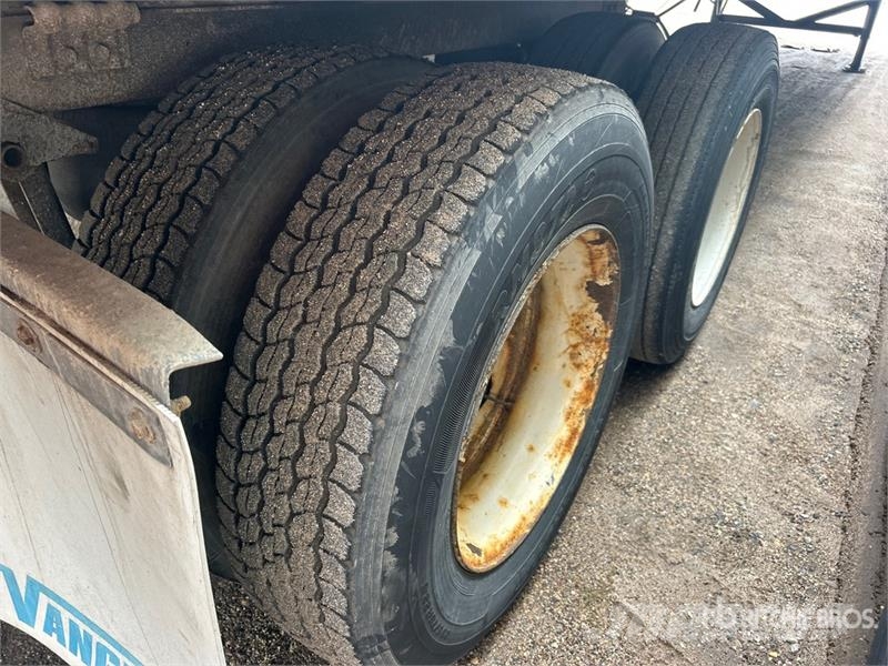Vanguard MaxCube 53 ft x 102 in T/A Van Trailer 箱體拖車