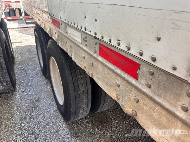 Vanguard MAXCUBE 53 ft x 102 in T/A Van Trailer Dobozos pótkocsik