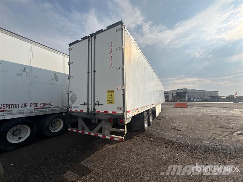 Vanguard MaxCube 53 ft x 96 in T/A Van Trailer Furgons