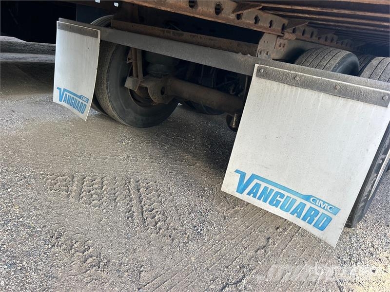 Vanguard MaxCube 53 ft x 102 in T/A Van Trailer 箱體拖車