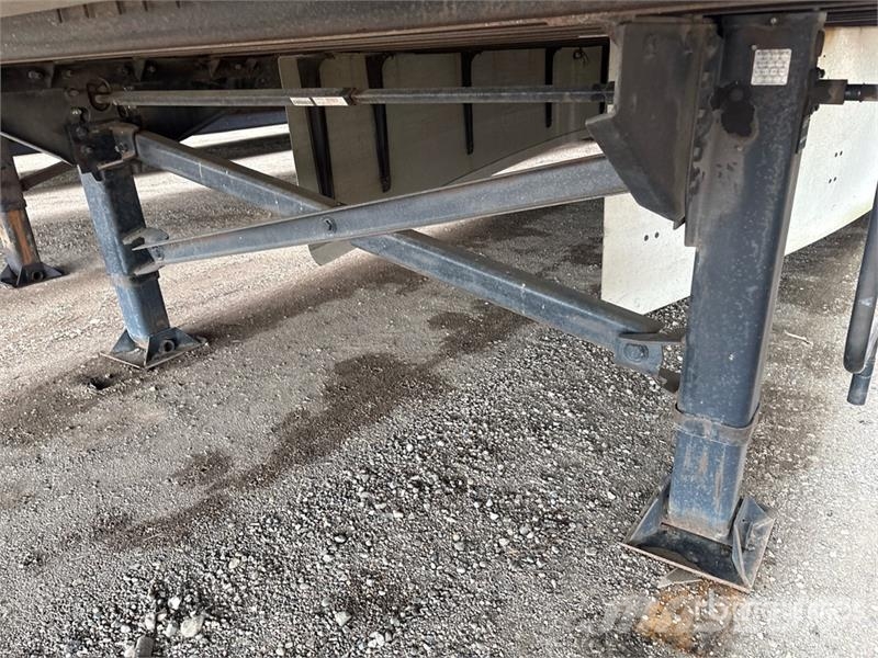 Vanguard MaxCube 53 ft x 102 in T/A Van Trailer Remorque Fourgon
