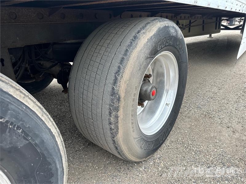 Vanguard MaxCube 53 ft x 102 in T/A Van Trailer Причепи-фургони