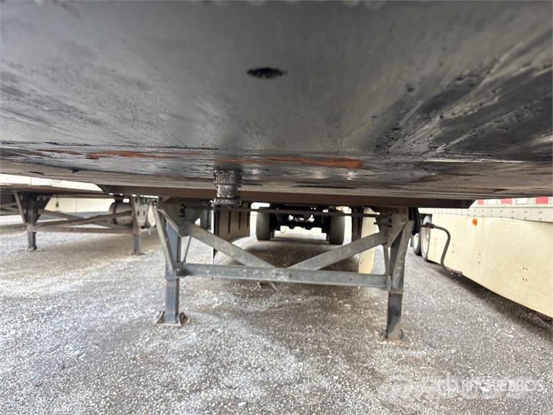 Vanguard MaxCube 53 ft x 102 in T/A Van Trailer Furgons