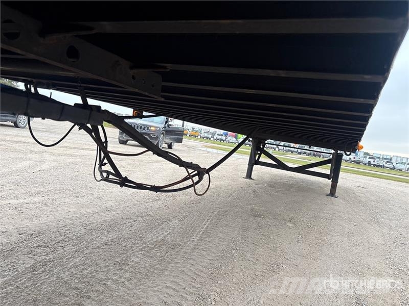 Vanguard REM VXP 53 ft x 102 in T/A Van Trailer Przyczepy ze skrzynią zamkniętą