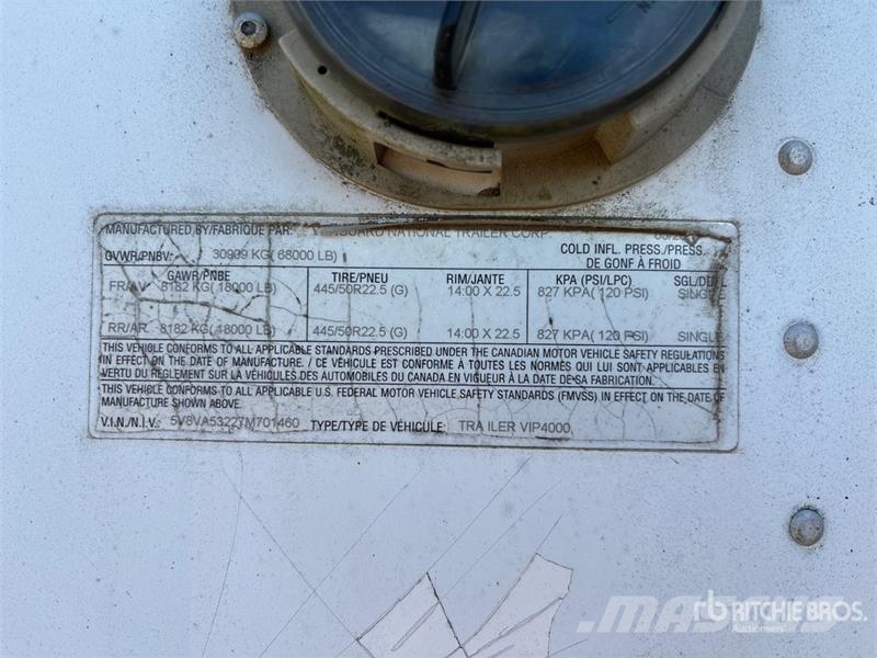 Vanguard VIP4000 Прицепы-фургоны