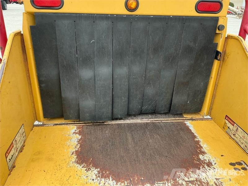 Vermeer BC1000XL Tow-Behind Wood Chipper Trituradoras de madera