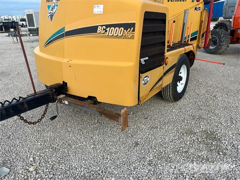 Vermeer BC1000XL Tow-Behind Wood Chipper Подрібнювачі деревини