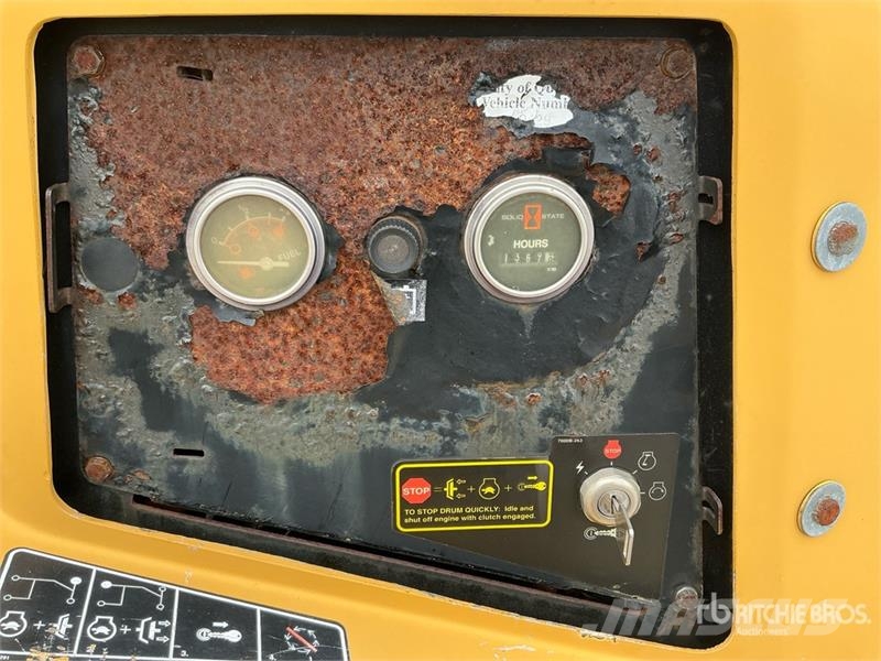 Vermeer BC1000XL Tow-Behind Wood Chipper Trituradoras de madera