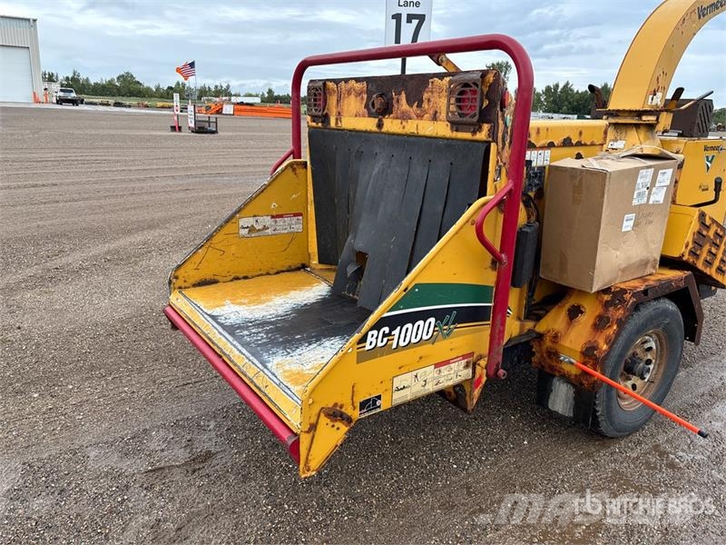 Vermeer BC1000XL Tow-Behind Wood Chipper Holzhäcksler