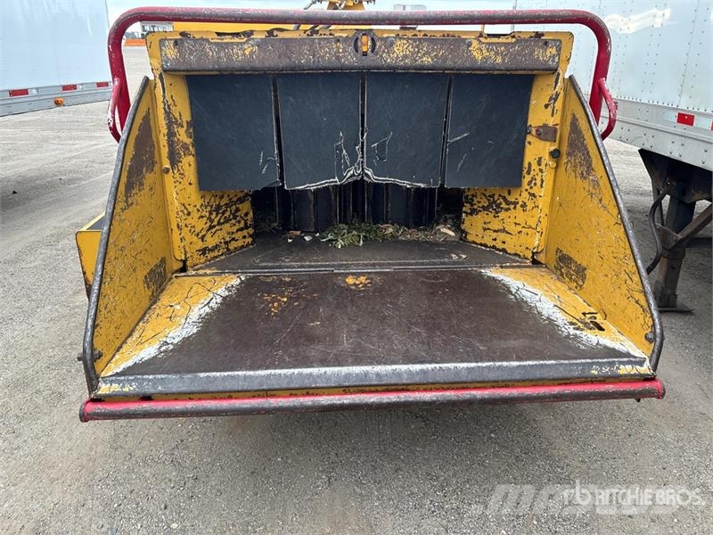 Vermeer BC2000XL Tow-Behind Wood Chipper Holzhäcksler