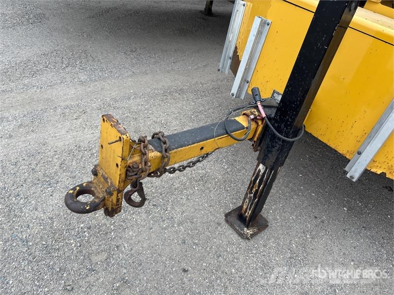Vermeer BC2000XL Tow-Behind Wood Chipper Holzhäcksler