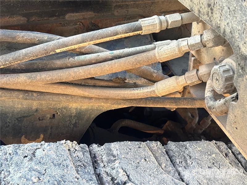 Vermeer D24X40 Directional Drill Oprema za horizontalno usmereno bušenje
