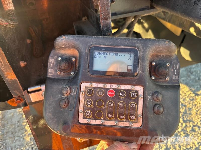Vermeer D24X40 Directional Drill Oprema za horizontalno usmereno bušenje