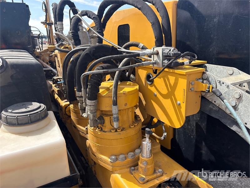 Vermeer D24X40III Directional Drill 水平掘削リグ