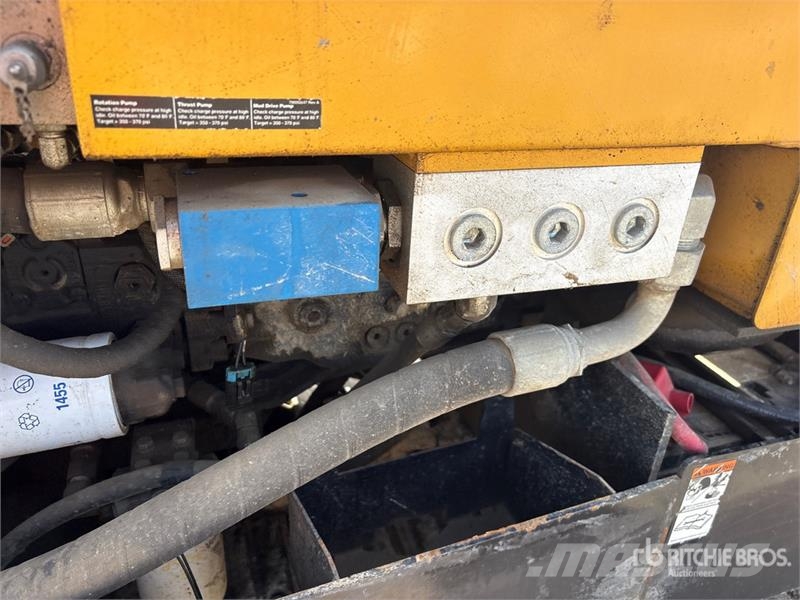 Vermeer D24X40III Directional Drill 水平掘削リグ