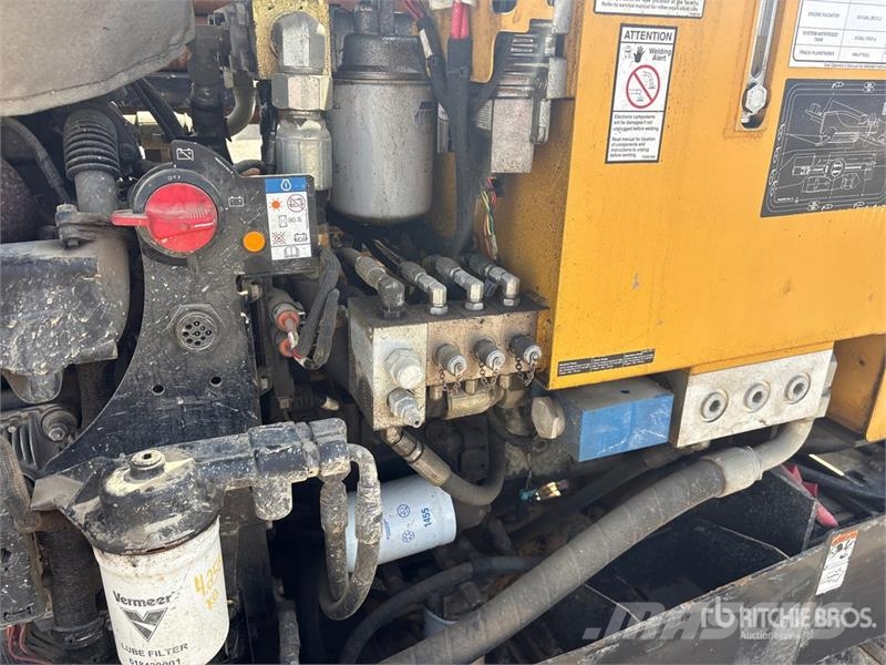 Vermeer D24X40III Directional Drill 水平掘削リグ